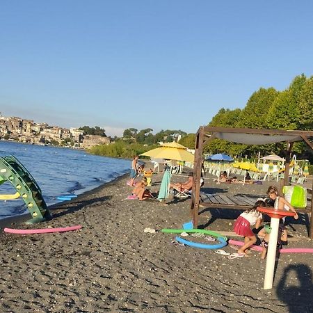 Iride Sul Lago 1 Via Principessa Jolanda 10-Piazza Del Molo Daire Anguillara Sabazia Dış mekan fotoğraf