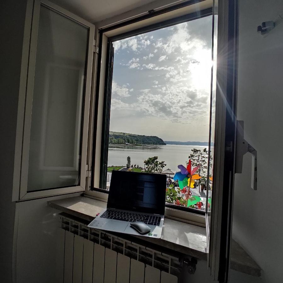 Iride Sul Lago 1 Via Principessa Jolanda 10-Piazza Del Molo Anguillara Sabazia Dış mekan fotoğraf